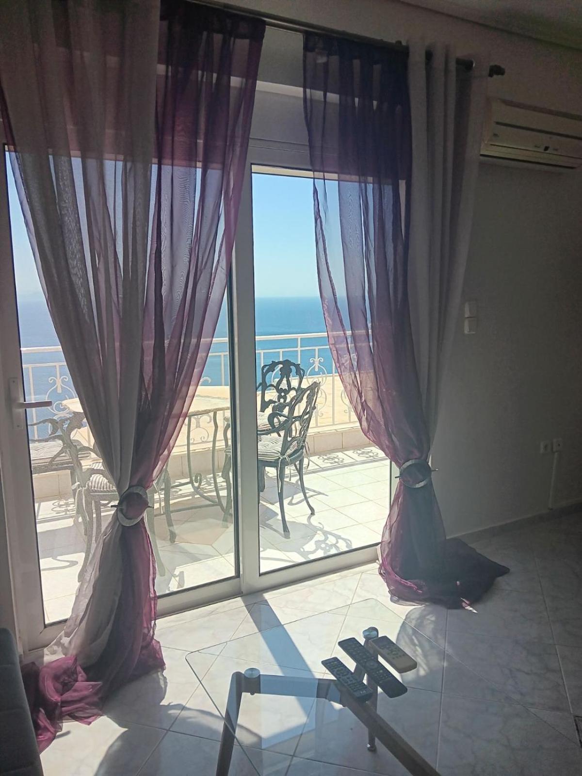 Summer View Gythio Bagian luar foto